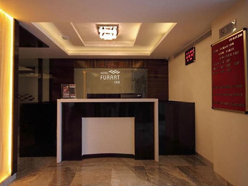 Hotel Golden Plaza à Ahmedabad Extérieur photo