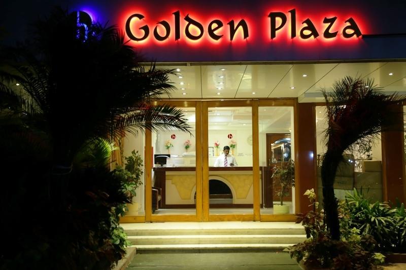Hotel Golden Plaza à Ahmedabad Extérieur photo